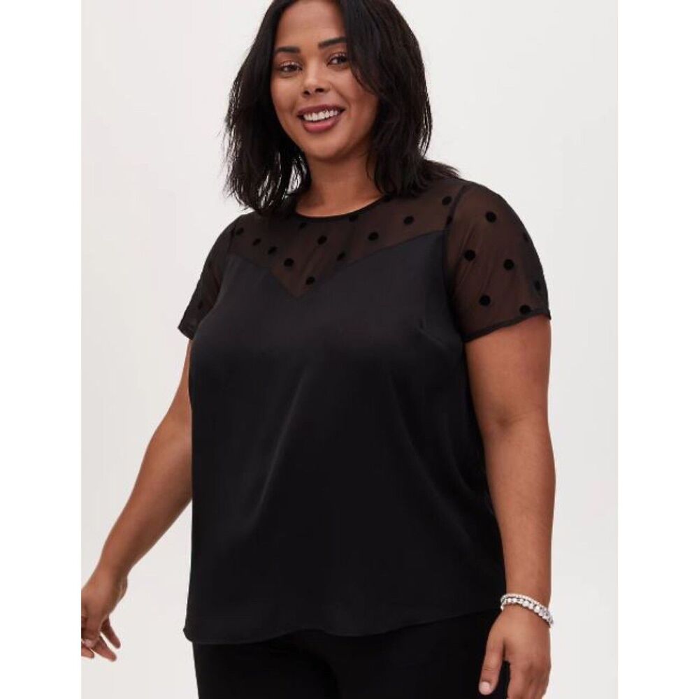 TORRID Top Size 3X‎ Black Dotted Mesh Charmeuse Polka Dot Short Sleeve